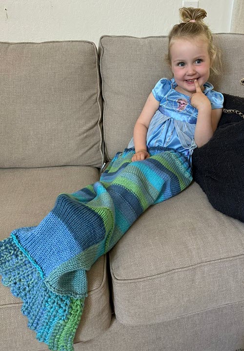 Mermaid Tail - Dynamic Pattern