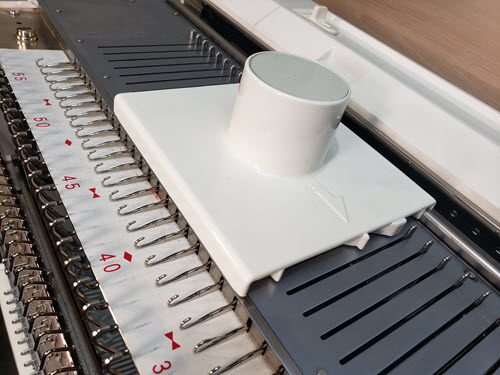 D-Slider (Brother) device for dropping stitches in machine knitting