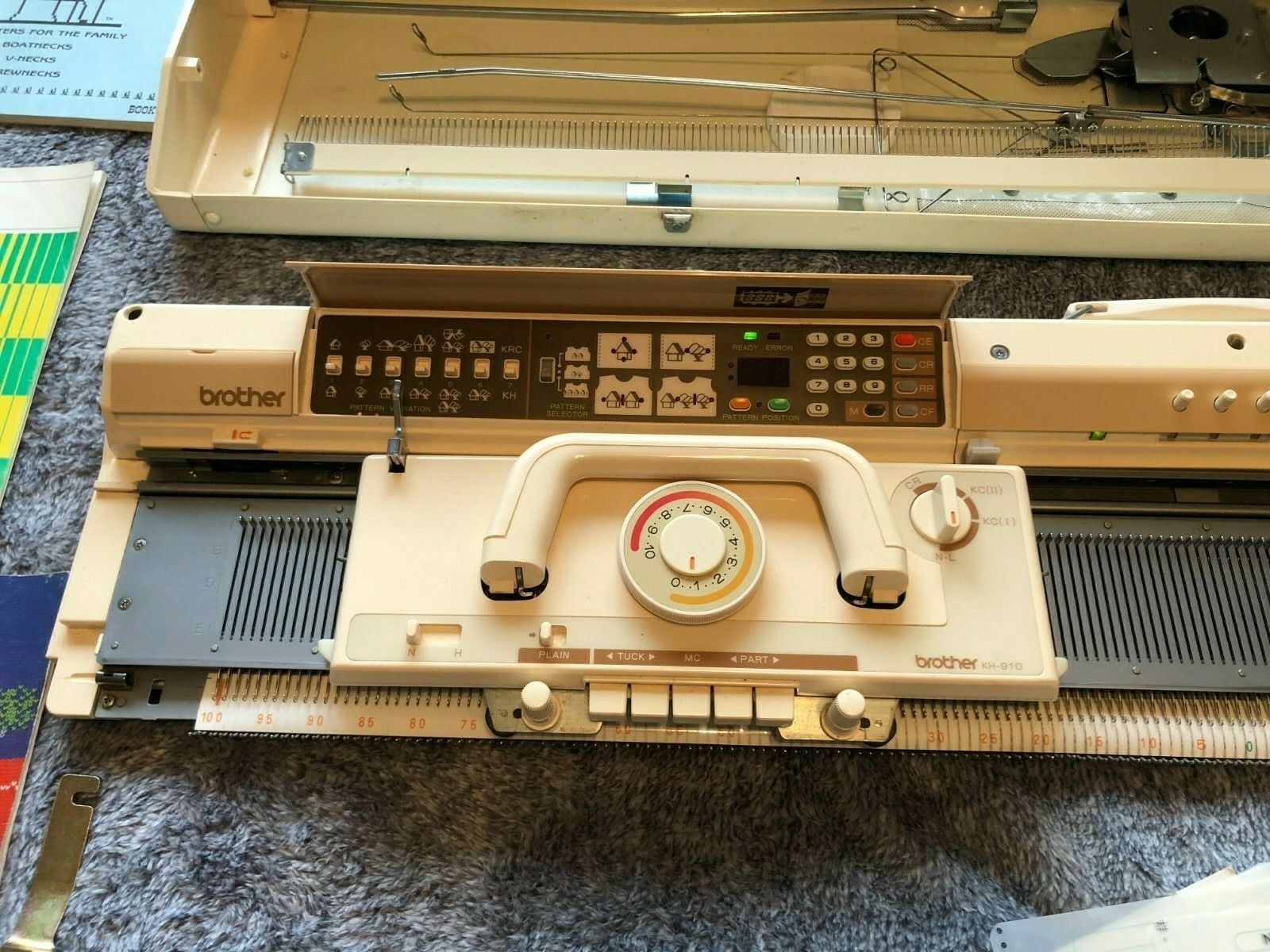 KH910 Brother Knitting Machine