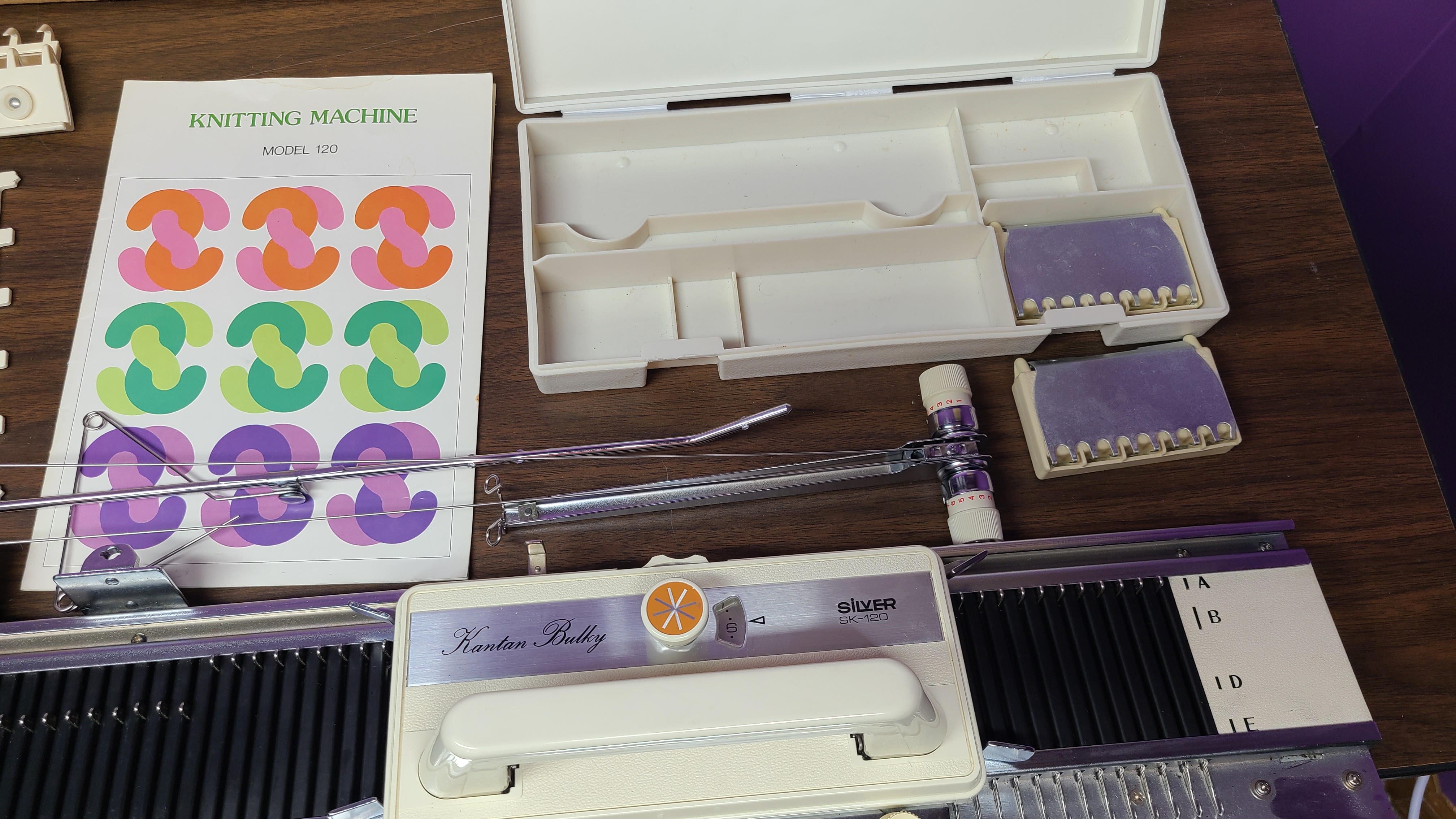 Tested Kantan Bulky Silver Reed SK120 with Original Box for Sale