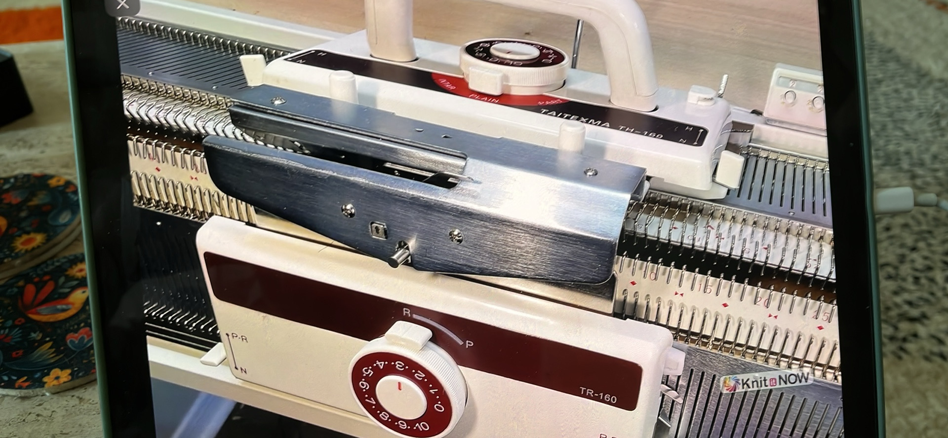 KH 160 Knitting Machine and Ribber. KR160  6mm Mid Gauge Knitting Machine with Ribber Attachment. Equivalent to Taitexma TH160 machine