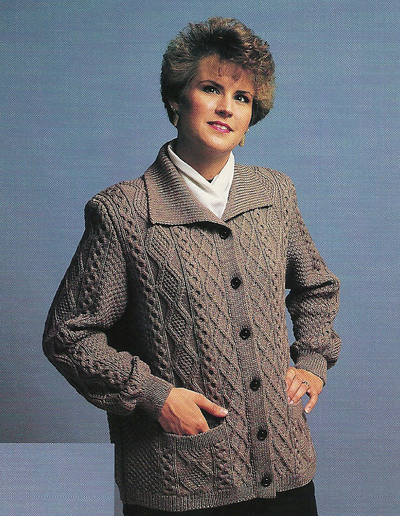 Traditional Irish Cardigans with G-Carriage by Tami Nobuyuki