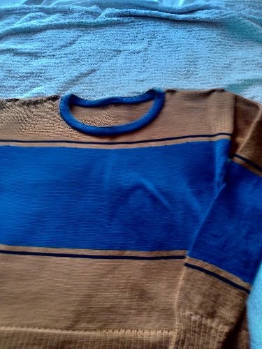 Carnation Pullover