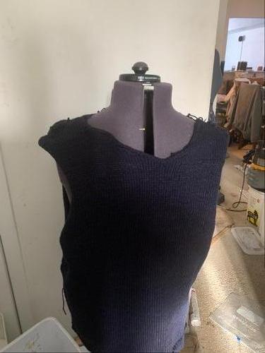 Shale V-Neck Pullover Vest